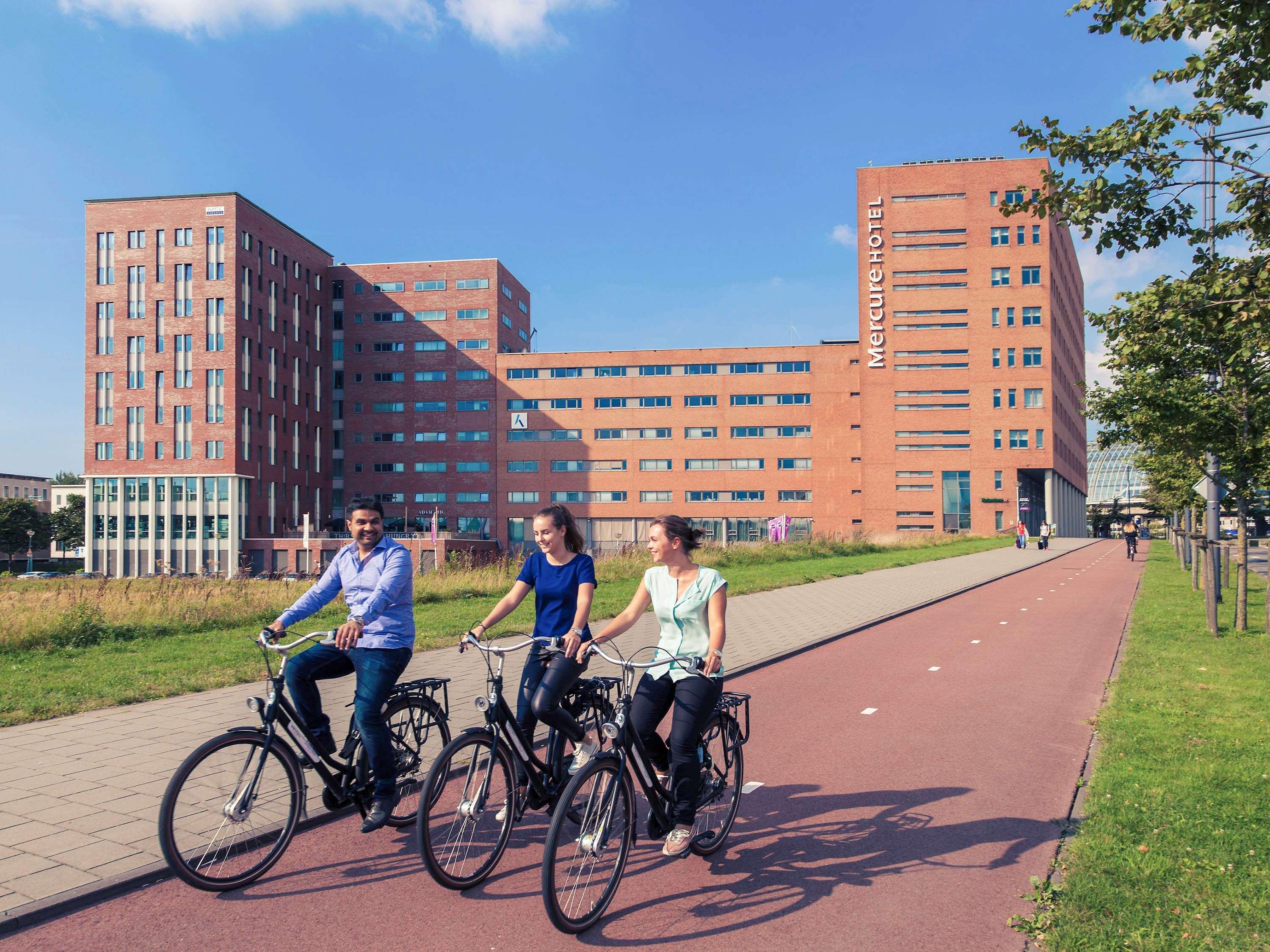 Отель Mercure Amsterdam Sloterdijk Station Экстерьер фото