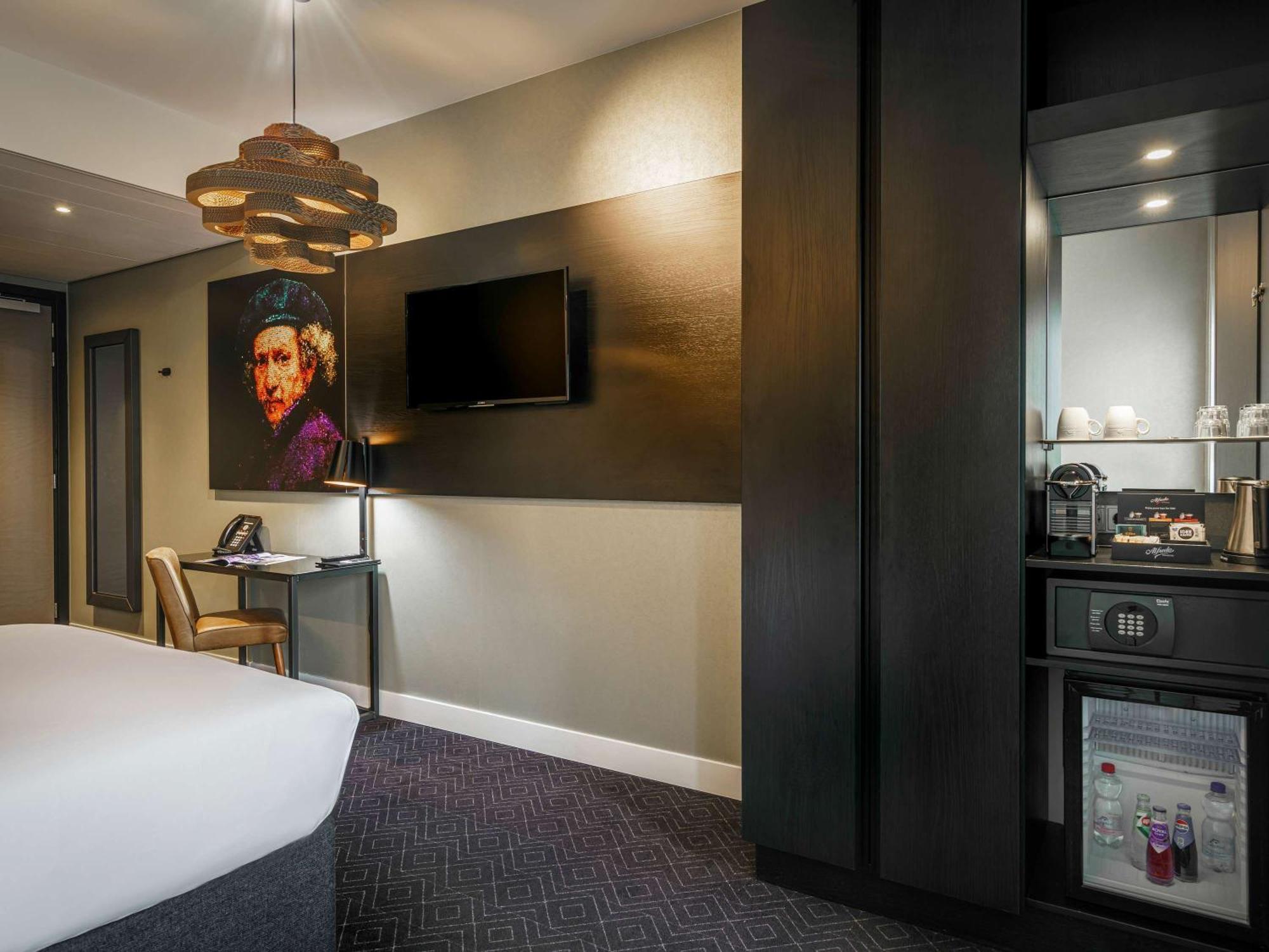 Mercure Amsterdam Sloterdijk Station Экстерьер фото