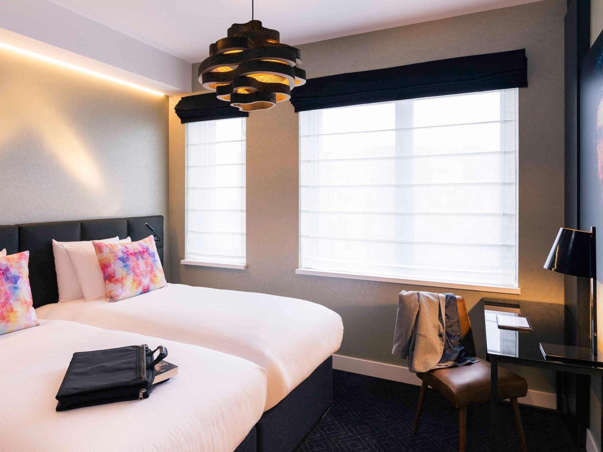 Mercure Amsterdam Sloterdijk Station Экстерьер фото
