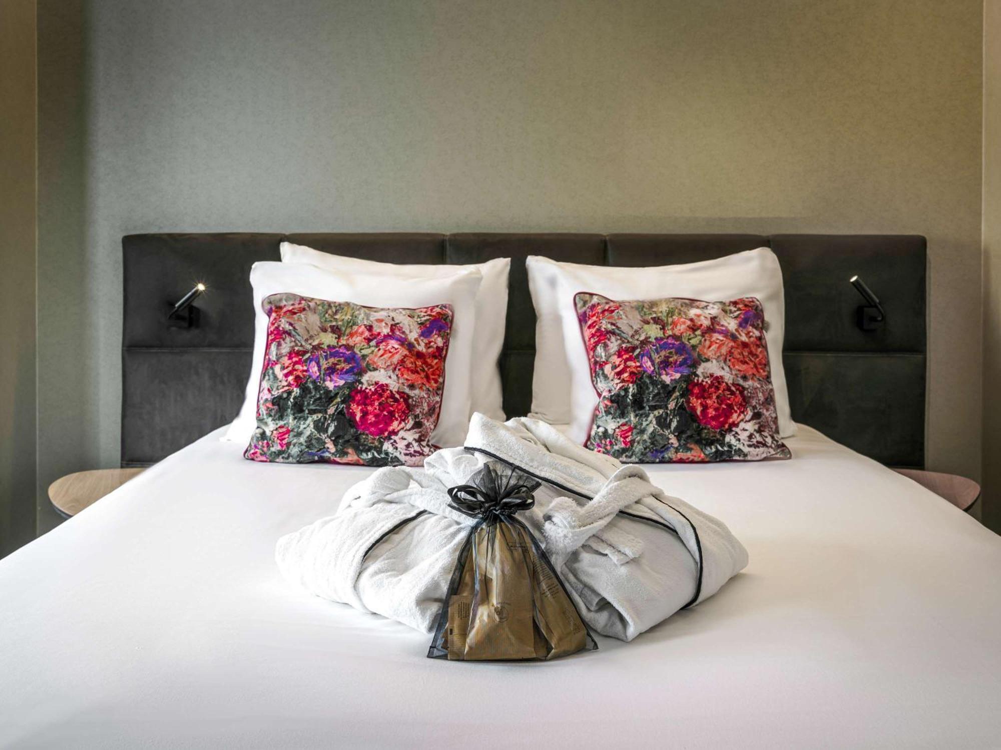 Mercure Amsterdam Sloterdijk Station Экстерьер фото